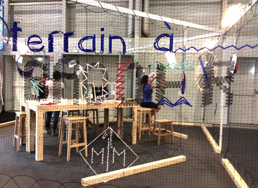Terrain à broder espace participatif