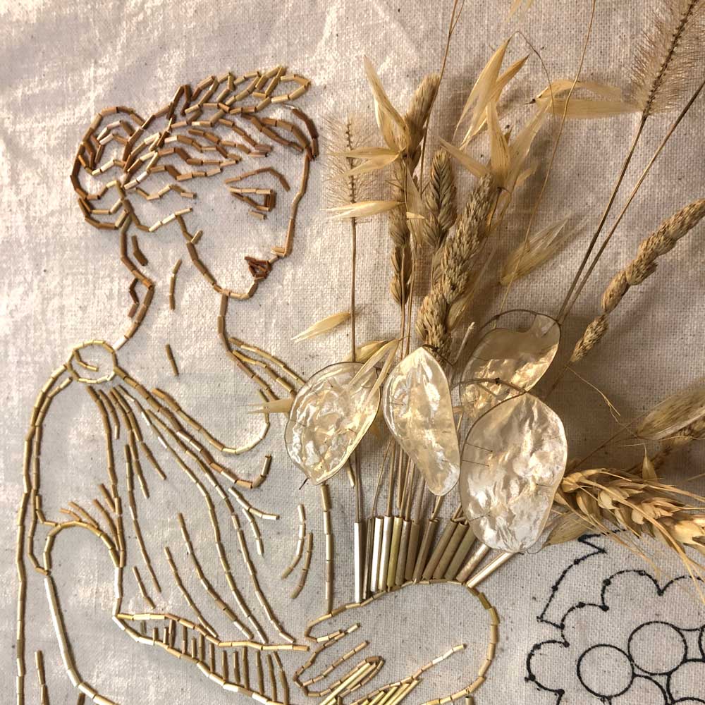 Demeter broderie paysanne visage